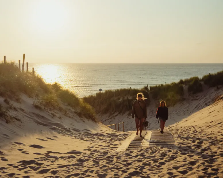 Golden hour strand