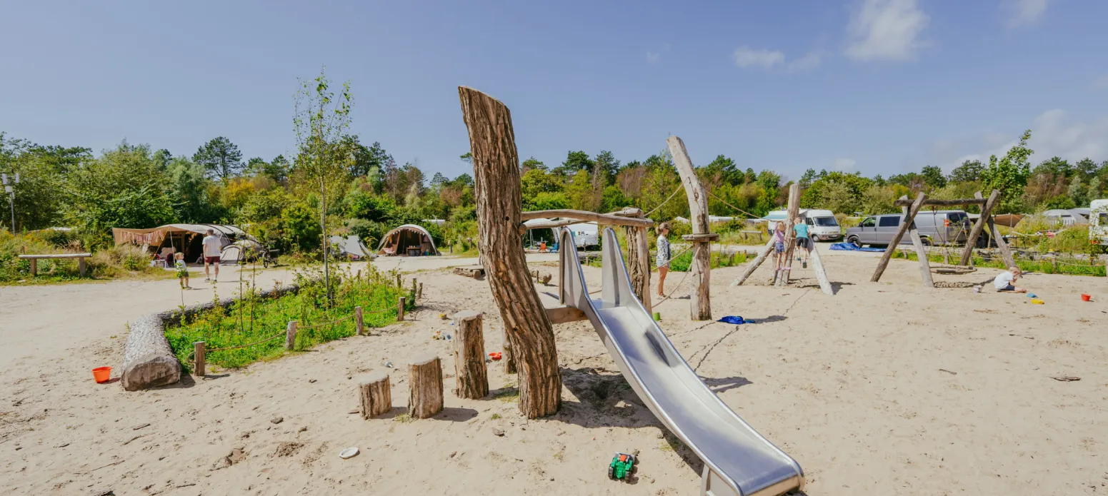 Speelplaatsen nieuwe speeltuin